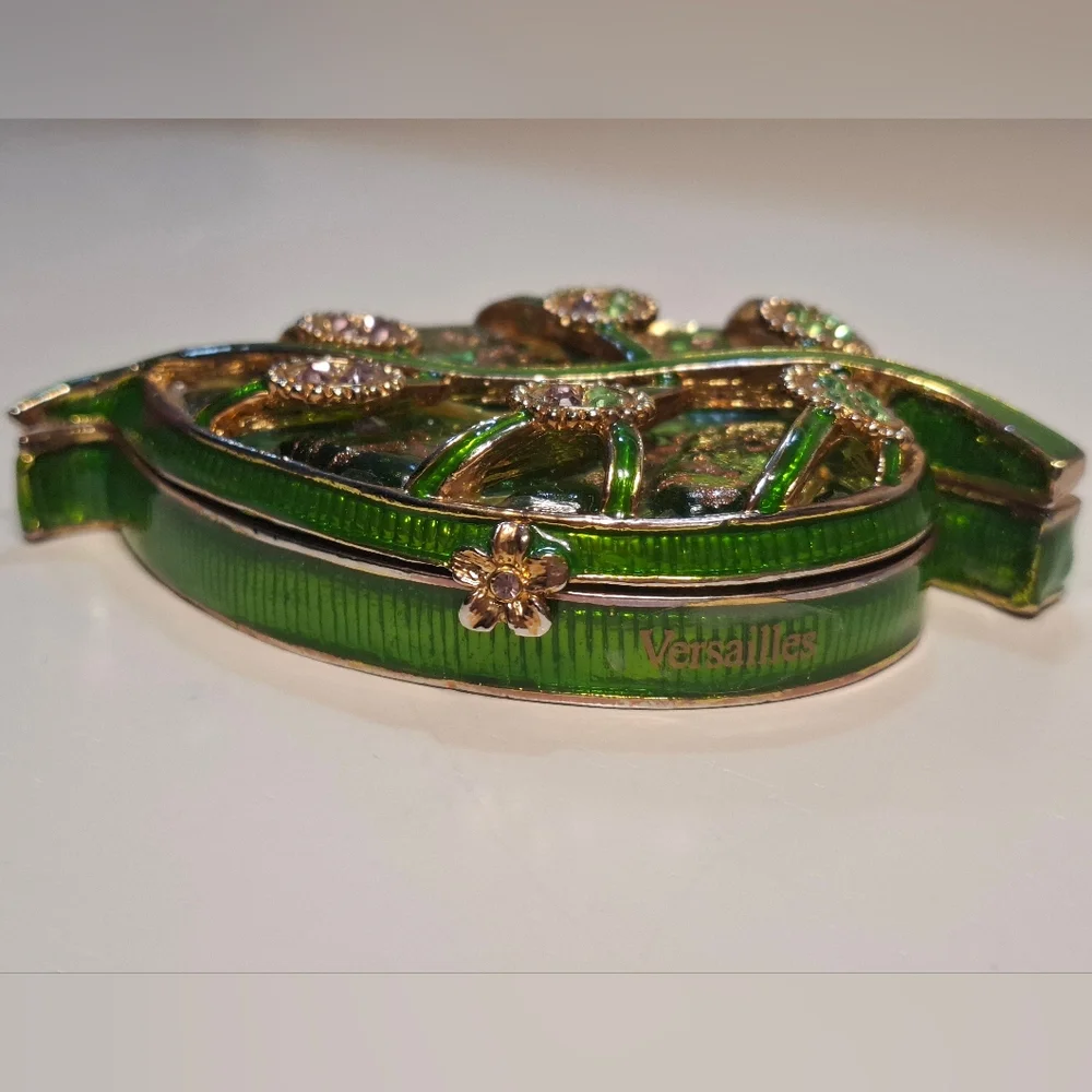 🌱Green Leaf Enamel Jeweled Rhinestone  Glass Trinket Box Versailles Vintage